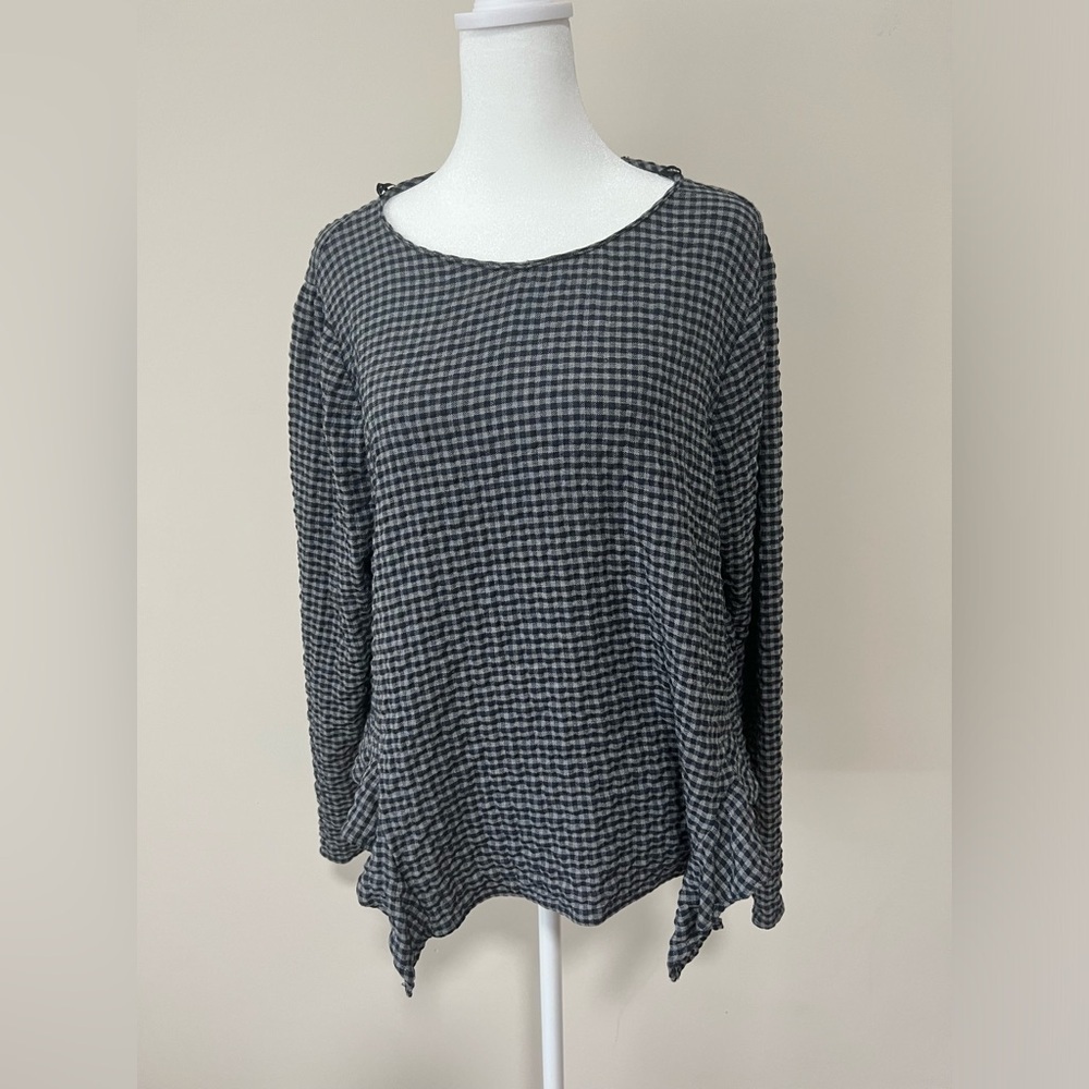 Zara Women Gingham Plaid Ruffle Shirt. Size L